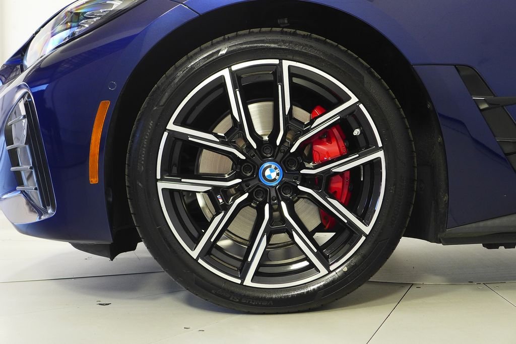 Certified Used 2023 Tanzanite Blue II Metallic BMW eDrive40 image 5