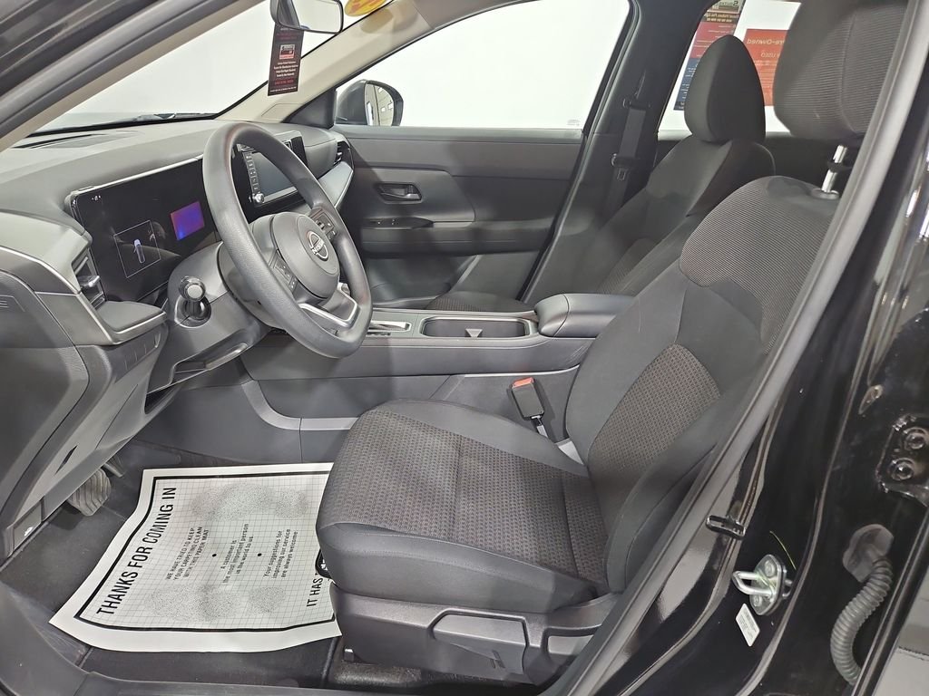 Used 2025 Black Nissan S image 11