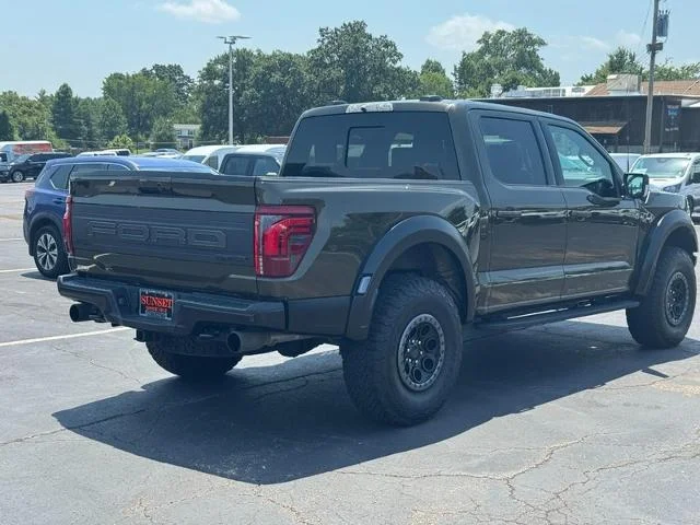 Used 2025 Green Ford  image 3