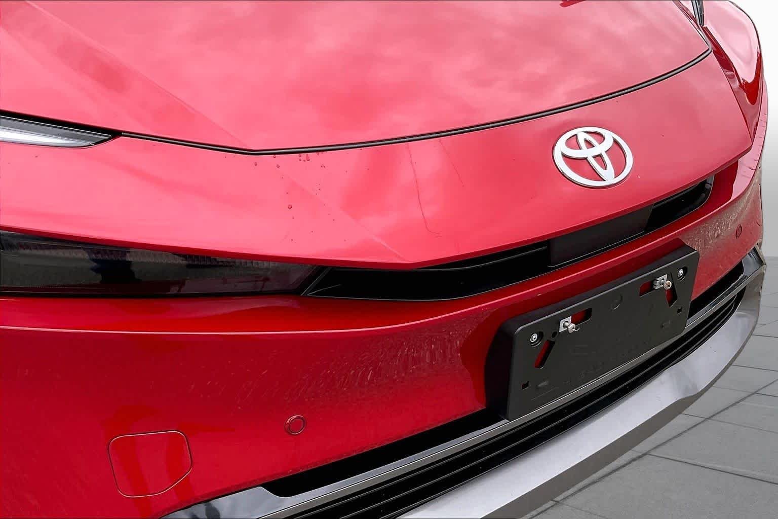 Used 2024 Supersonic Red Toyota XLE image 30