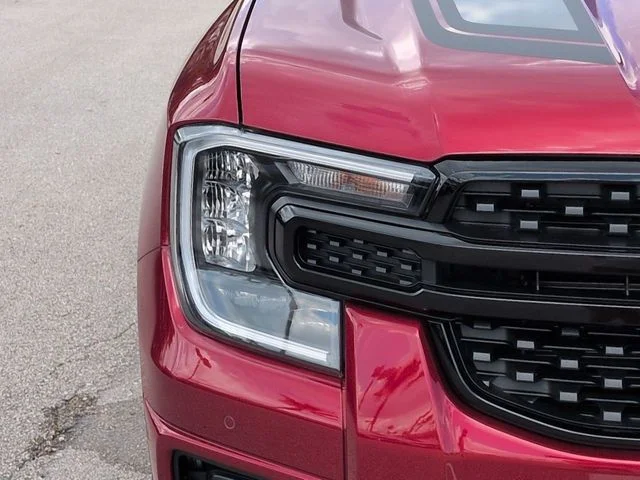 New 2026 Ruby Red Metallic Tinted Clearcoat Ford Lariat® image 10