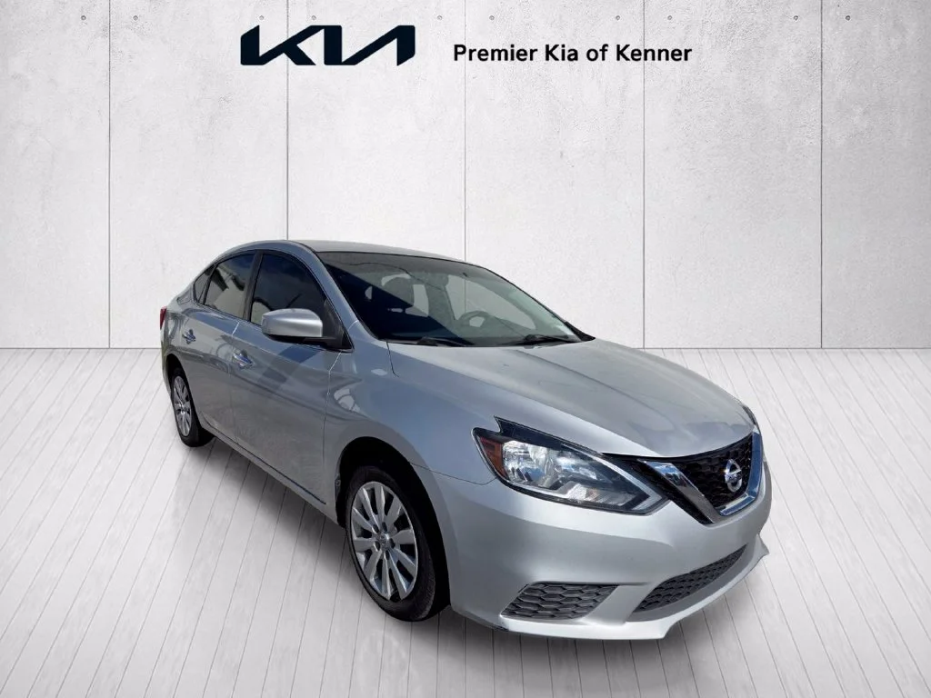 Used 2017 Silver Nissan S image 6