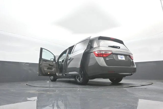Used 2012 Polished Metal Metallic Honda EX-L image 44