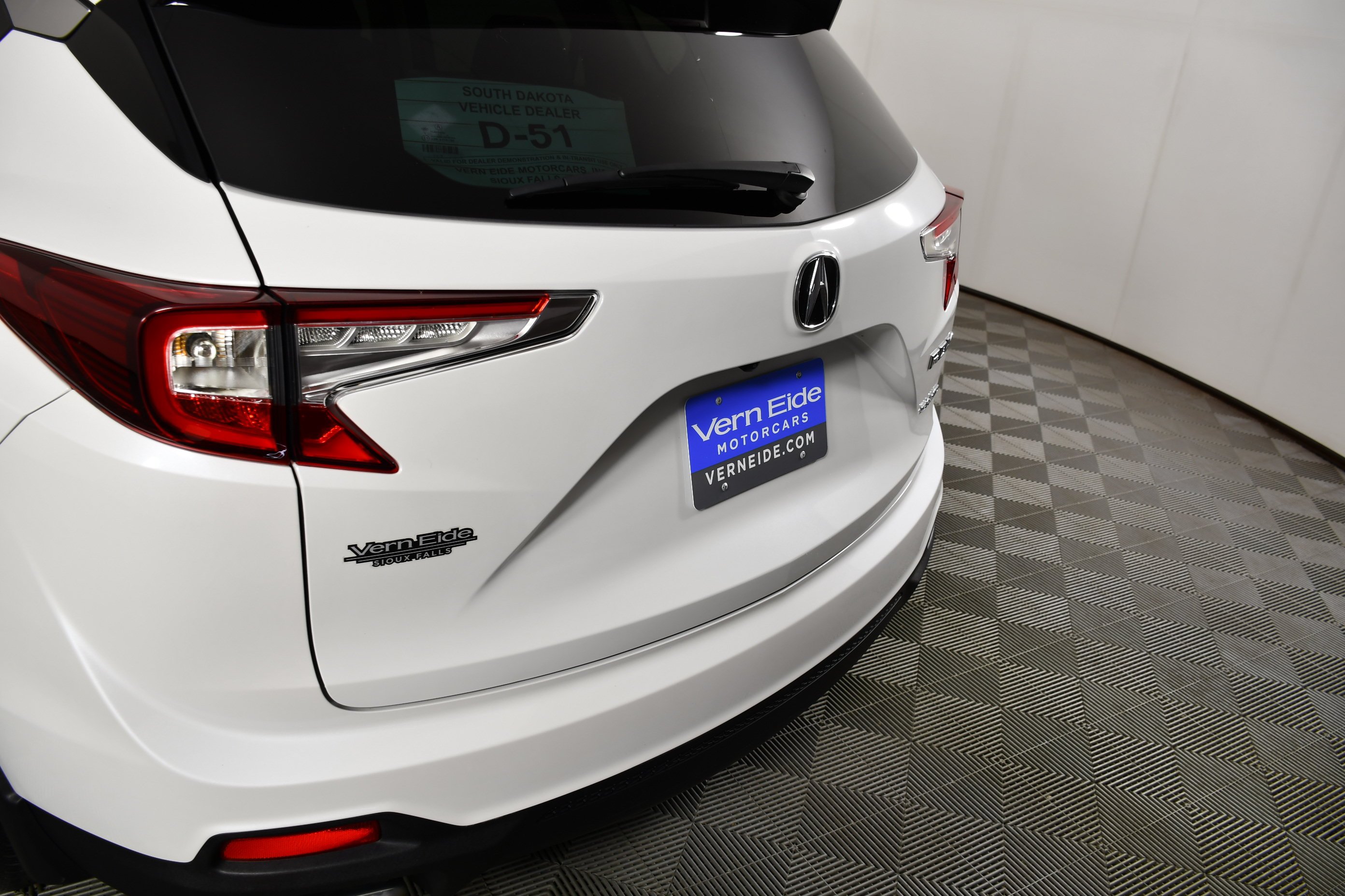 Used 2023 Platinum White Pearl Acura Base image 14