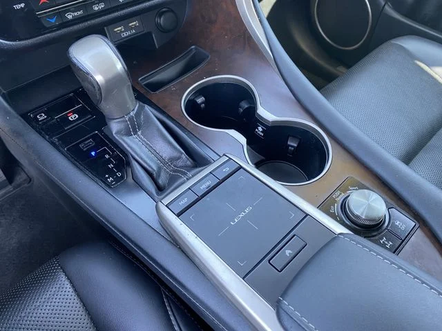 2020 Lexus RX 350 - Photo 26