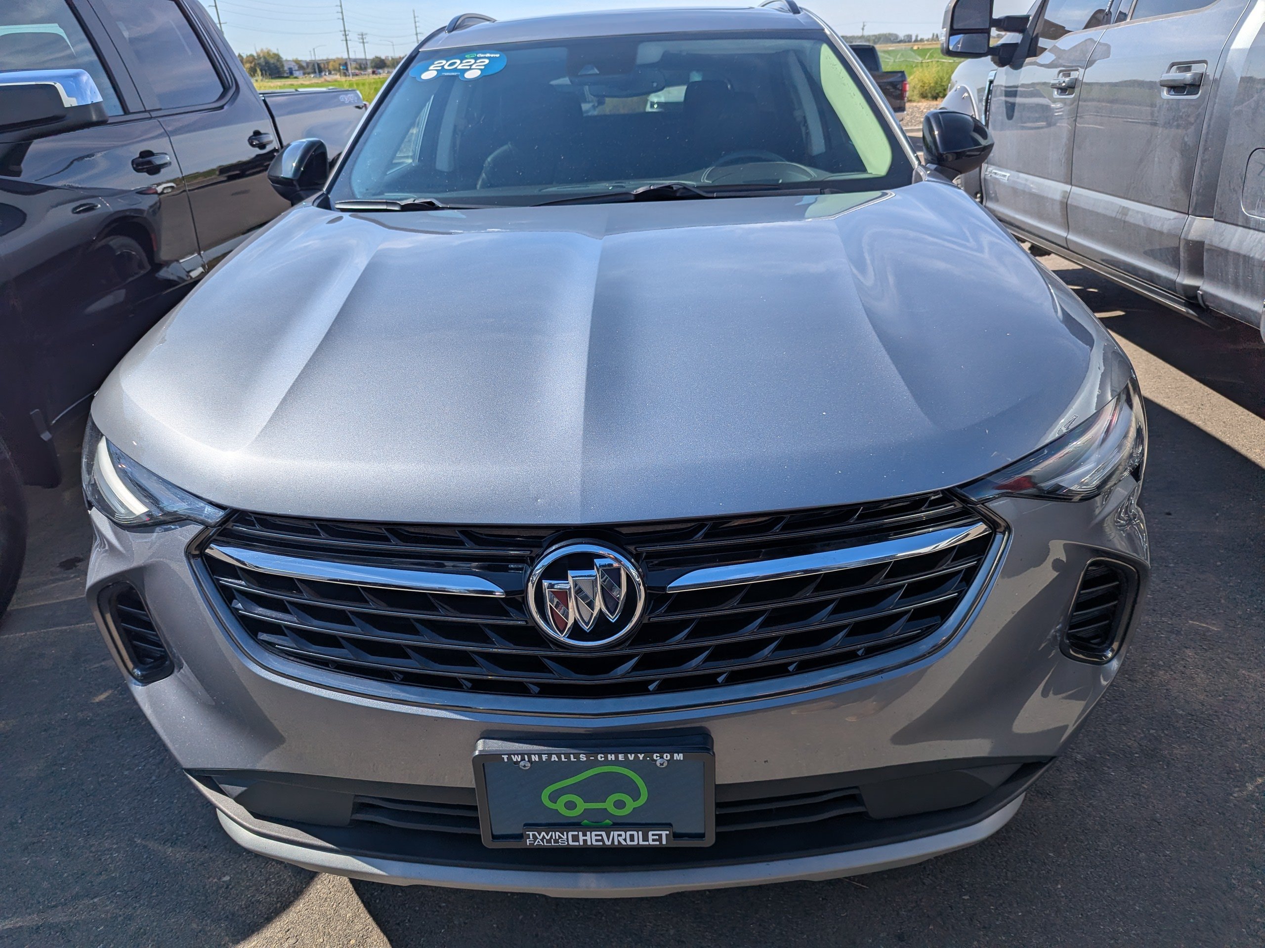 Used 2022 SATIN STEEL METALLIC Buick Essence image 3