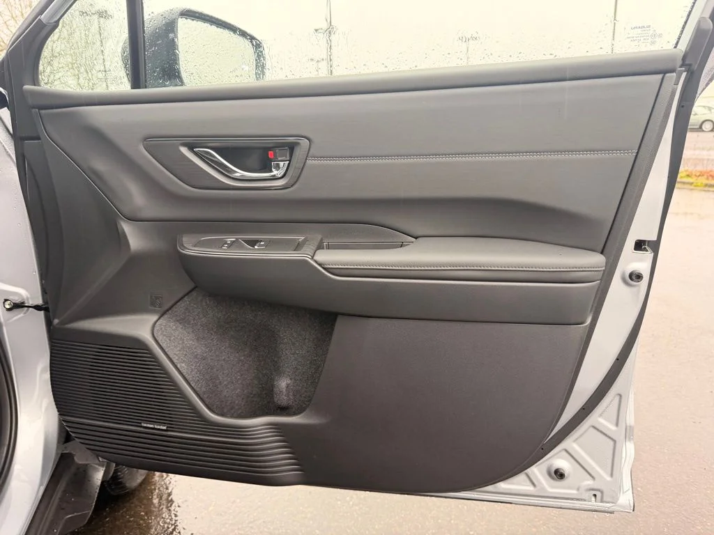 New 2026 ICE SILVER METALLIC Subaru Touring XT image 73