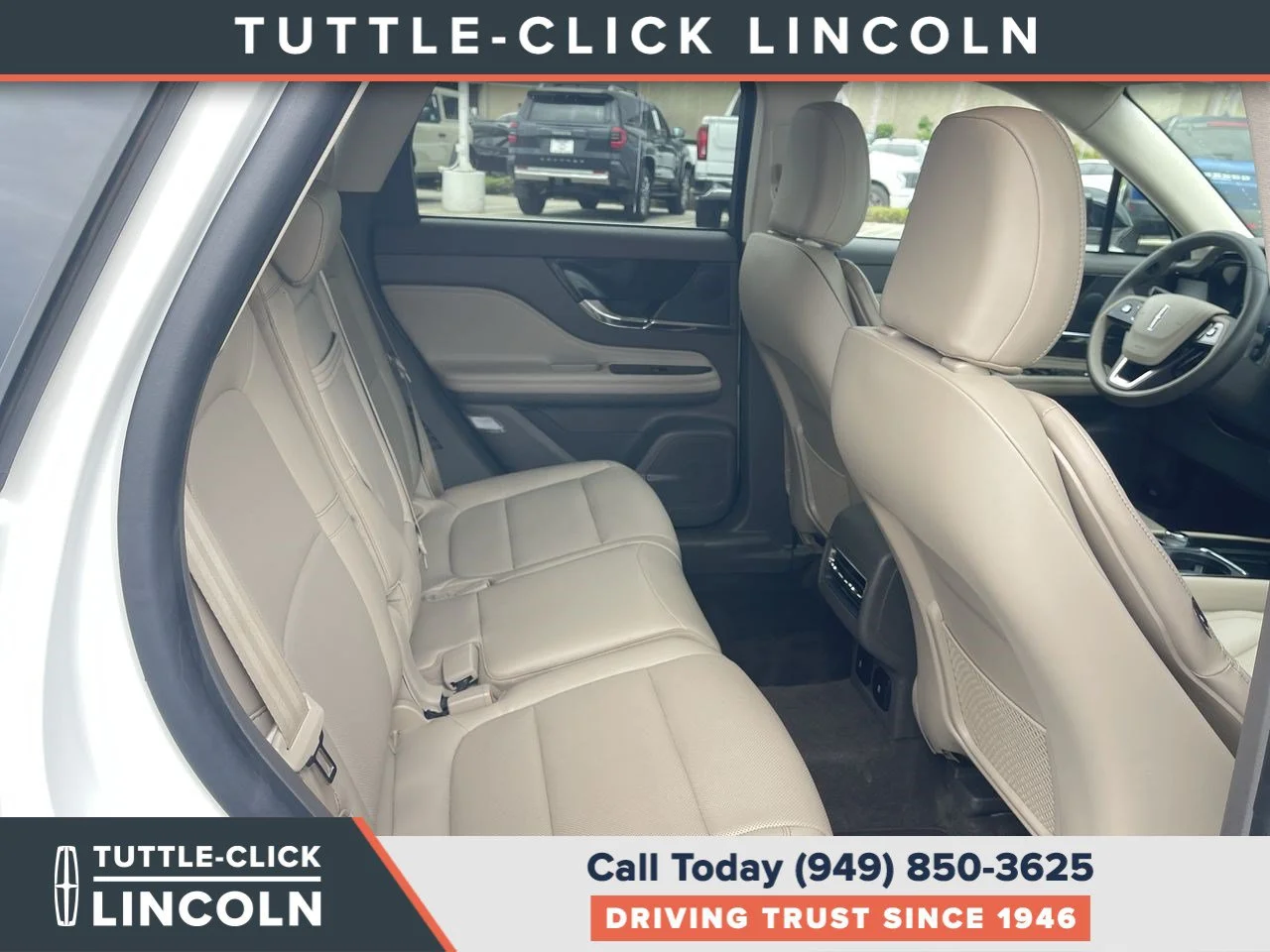 Used 2024 PRISTINE WHITE ME Lincoln Premiere image 26