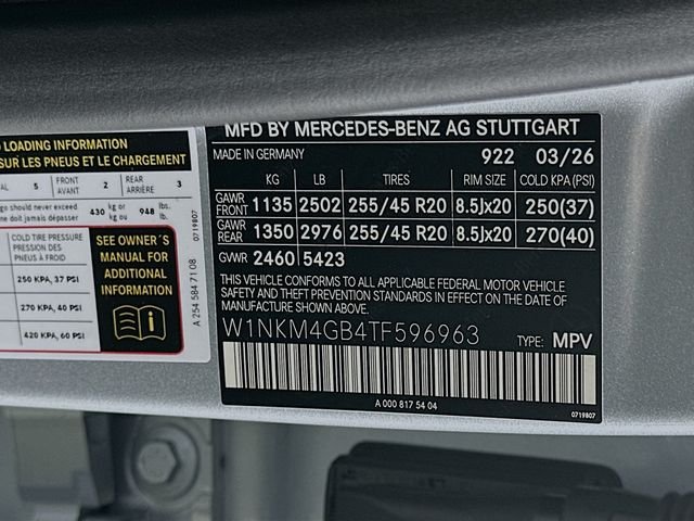 New 2026 Cirrus Silver Metallic Mercedes-Benz GLC 300 image 31