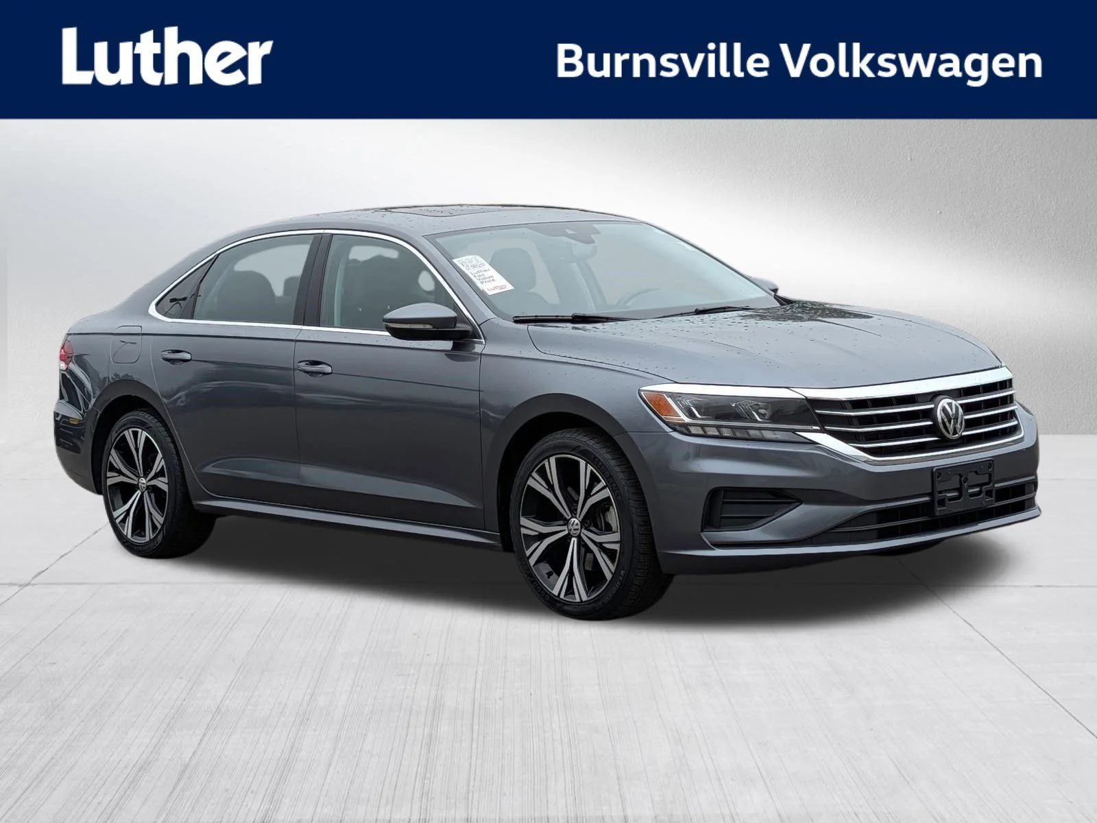 2021 Volkswagen Passat 2.0T SE Auto's photo