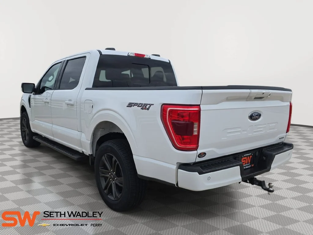 Used 2021 White Ford XLT image 5