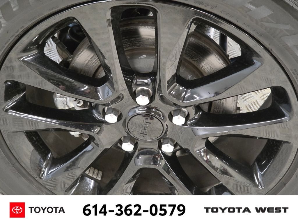 Used 2021 Gray Jeep Laredo X image 12