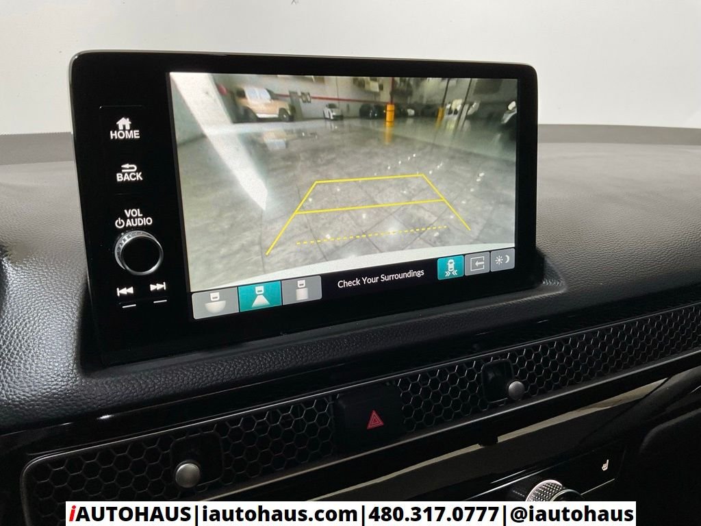 Used 2024 White Honda Touring image 32