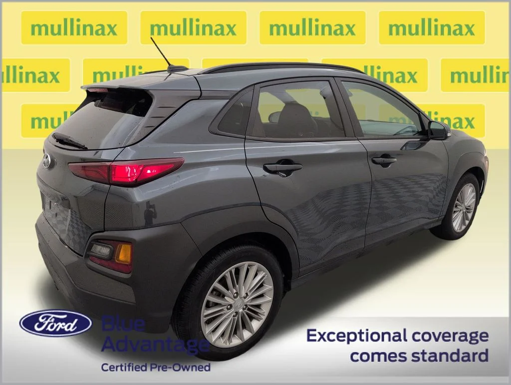 Used 2021 Gray Hyundai SEL image 3