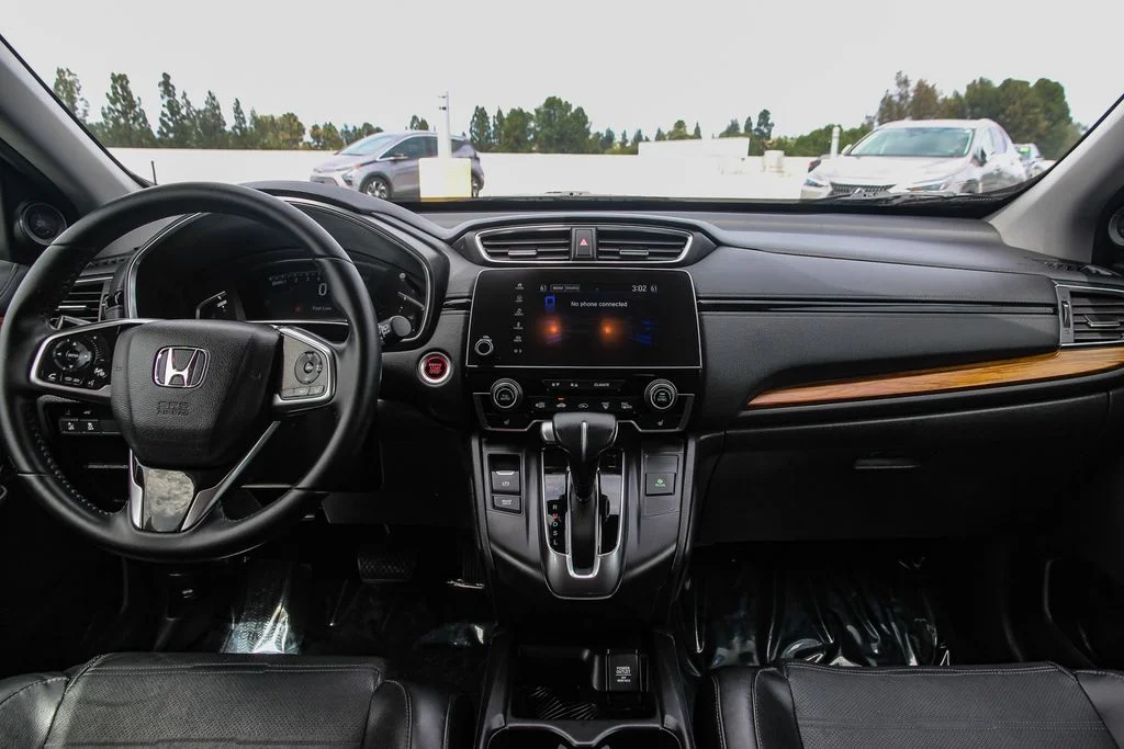 Used 2017 Silver Honda EX-L image 12