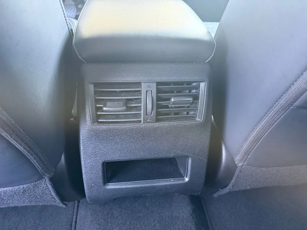 Used 2024 Red Mitsubishi SE image 27