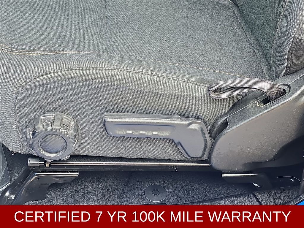 Used 2024 Blue Jeep Sport S image 18