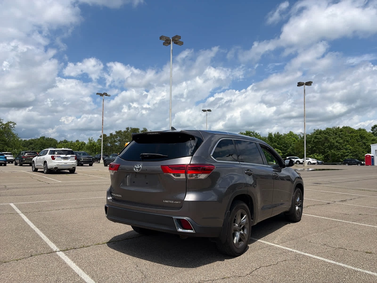 Used 2018 Predawn Gray Mica Toyota Limited Platinum image 2