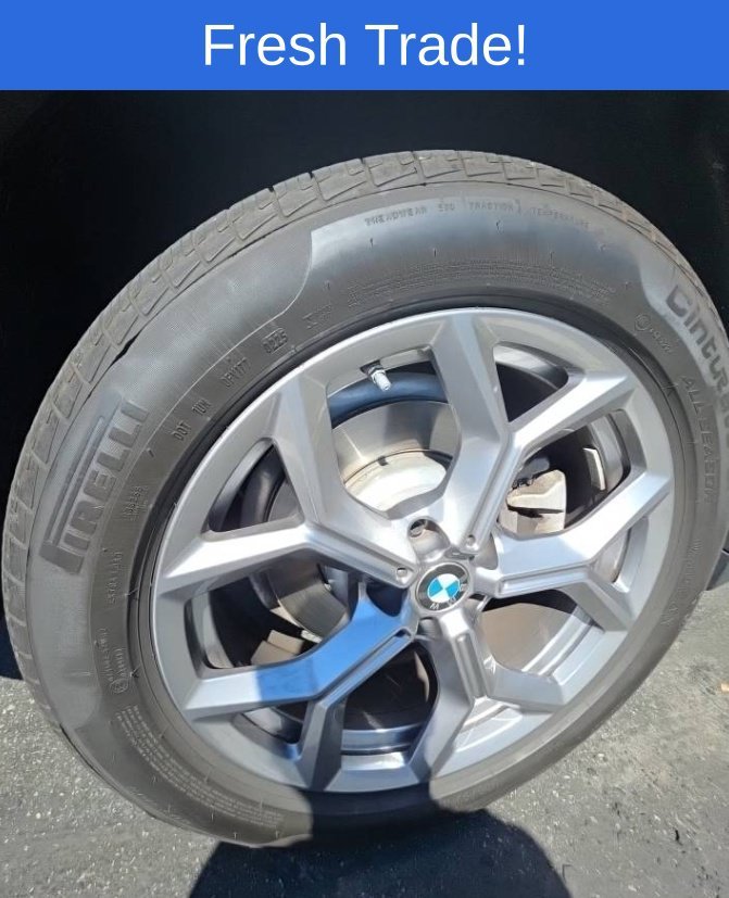 Certified Used 2025 Phytonic Blue Metallic BMW xDrive30i image 6