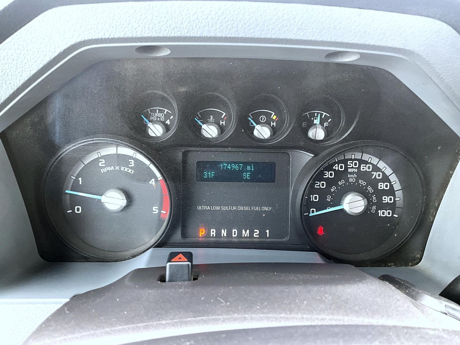 Used 2015 Red Ford XL image 16
