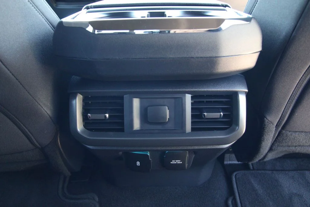 Used 2024  Ford XLT image 38
