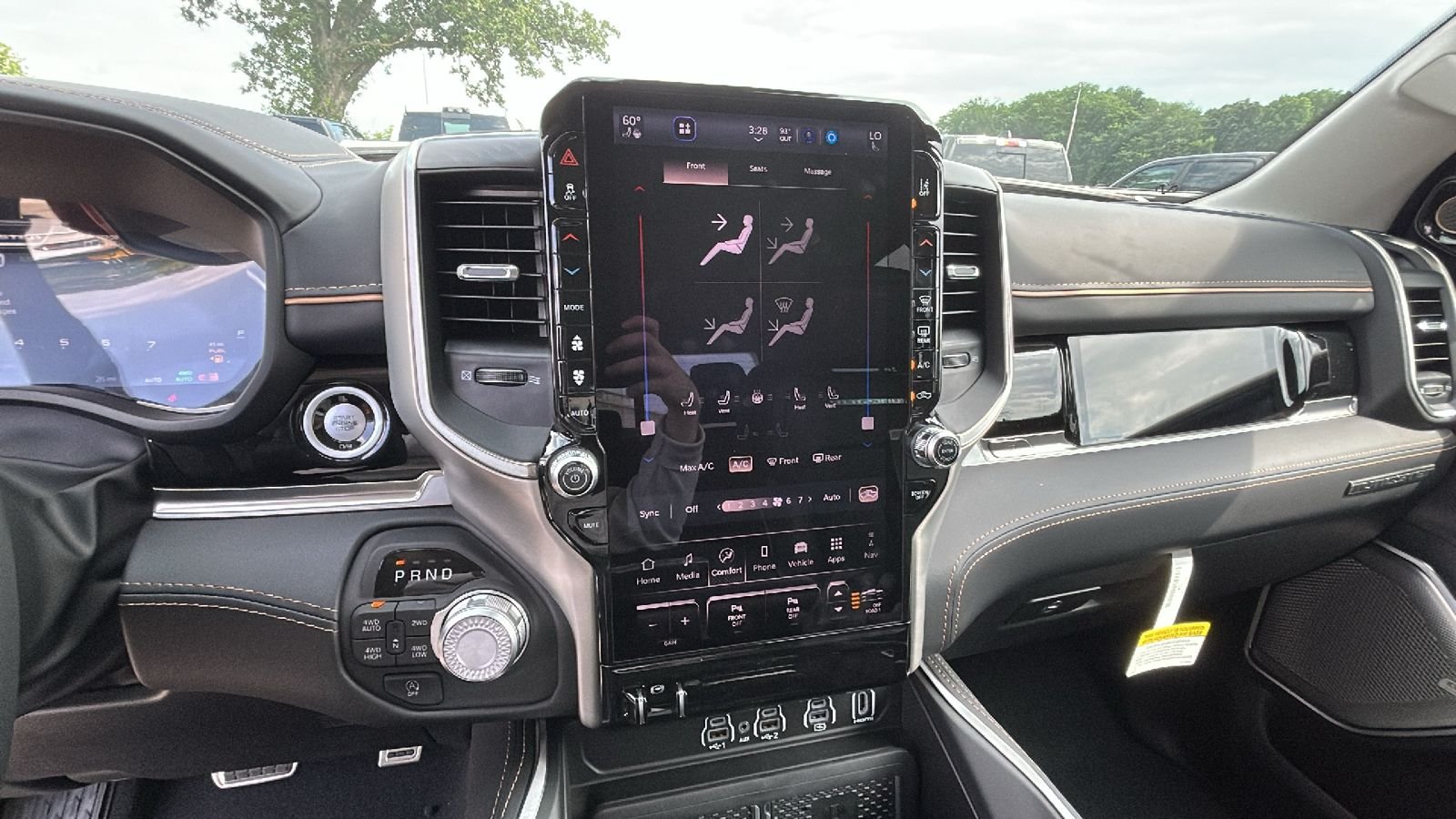 New 2026 Molten Red Pearl-Coat Exterior Paint RAM Tungsten image 30