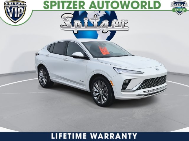 New 2026 WHITE FROST TRICOAT Buick Avenir image 4