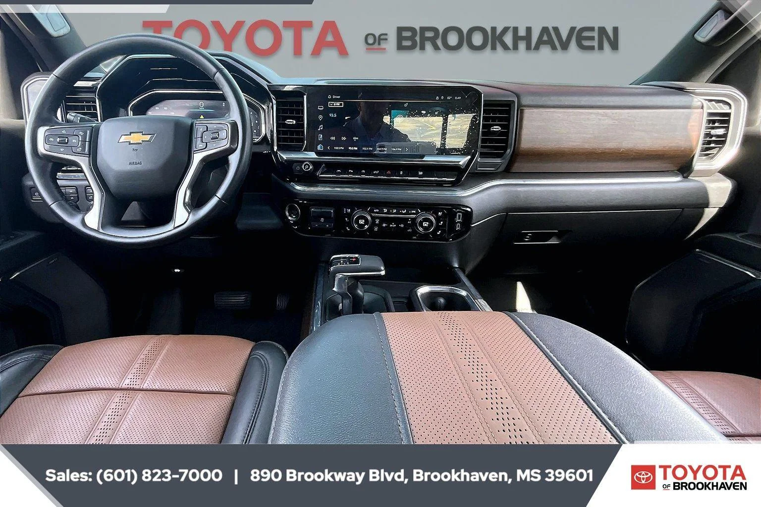Used 2023 Radiant Red Tintcoat Chevrolet High Country image 13