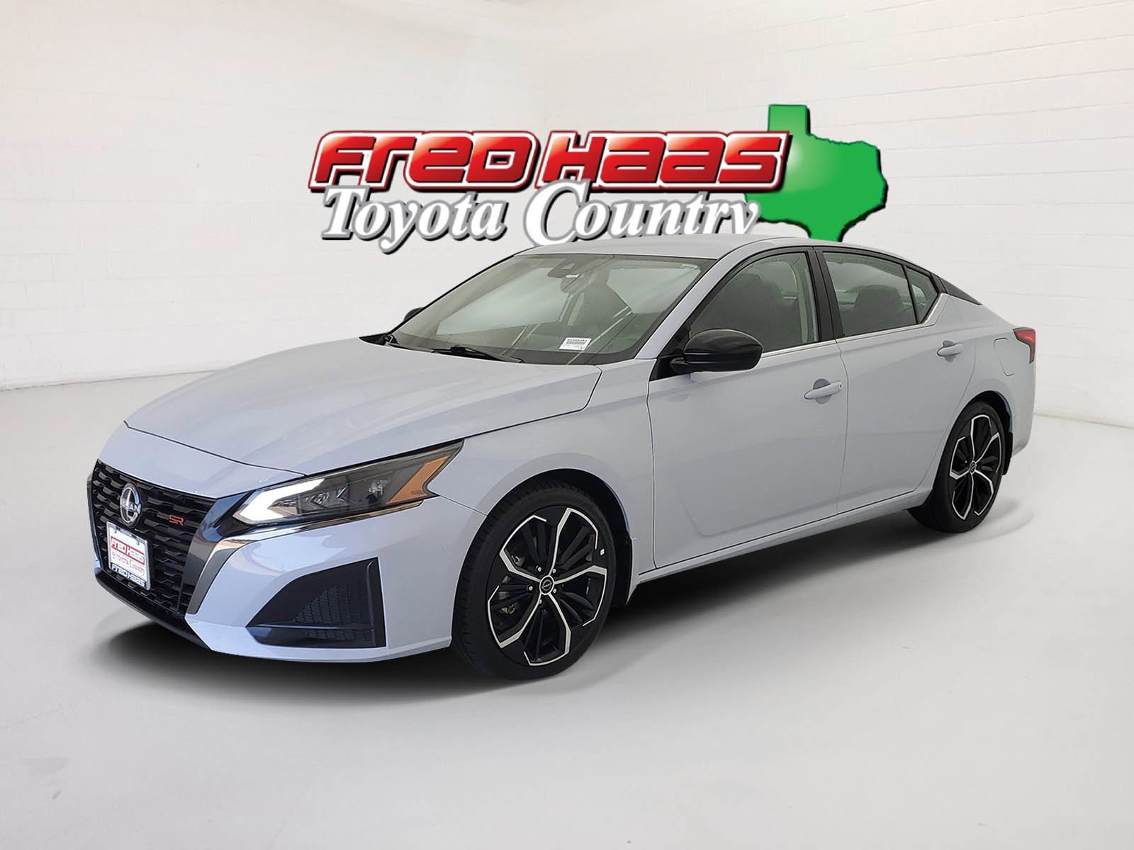 2024 Nissan Altima SR