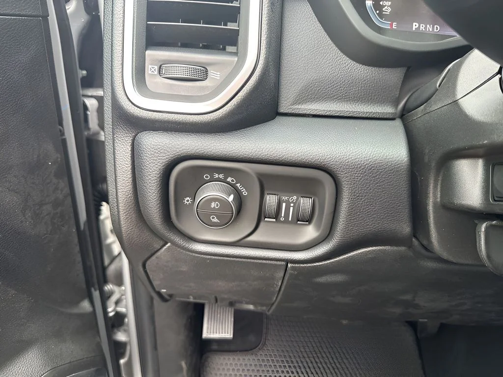 New 2026 Silver Ram Laramie image 30