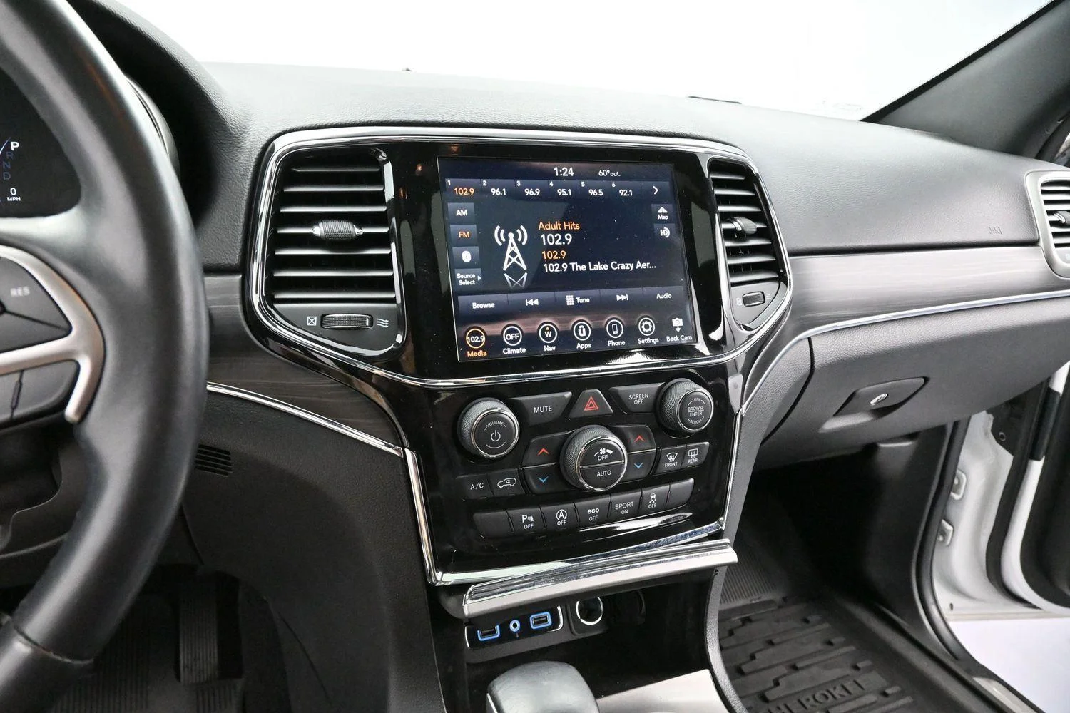 Used 2021 Bright White Clearcoat Jeep Limited image 17