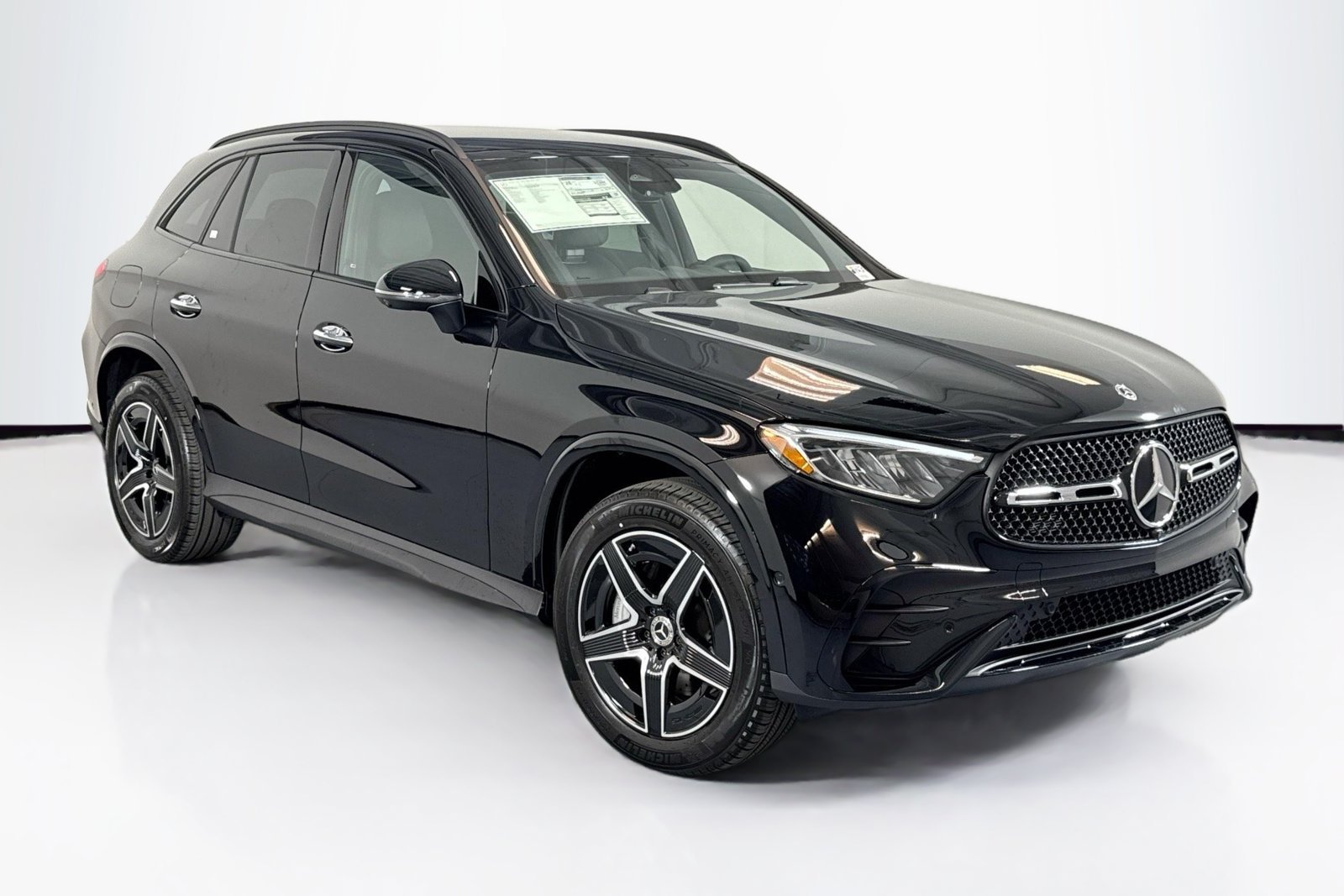 New 2026 Black Mercedes-Benz GLC 300 image 3