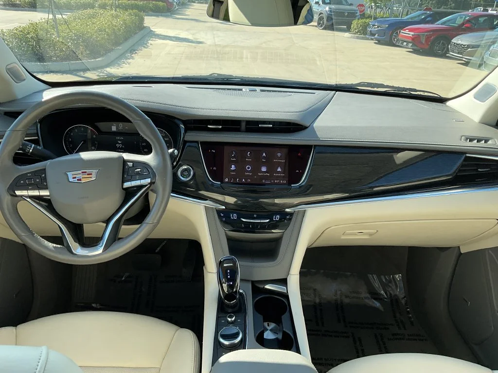 Used 2023 Black Cadillac Premium Luxury image 13