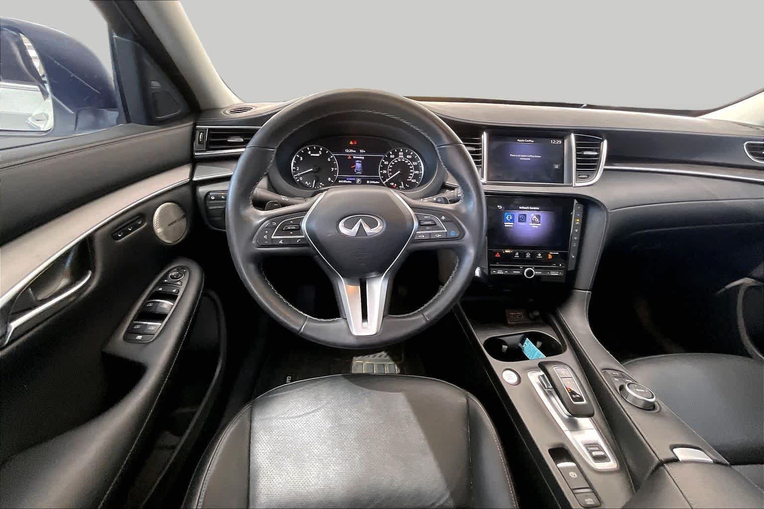 Used 2024 Radiant White INFINITI LUXE image 6