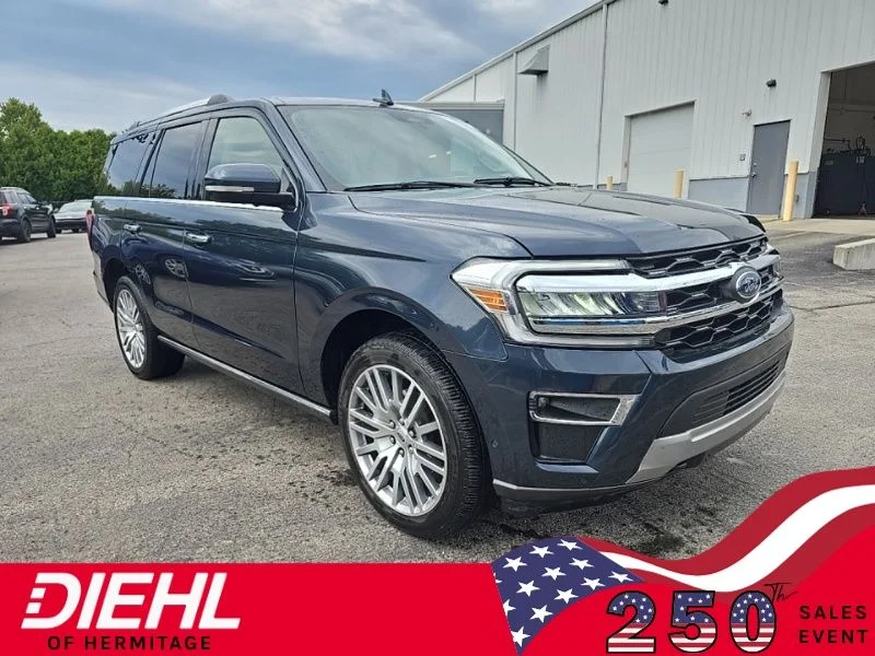 Used 2022 Blue Ford Limited image 1