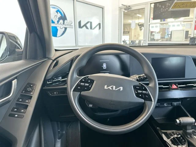 Used 2024 Black Kia LX image 13