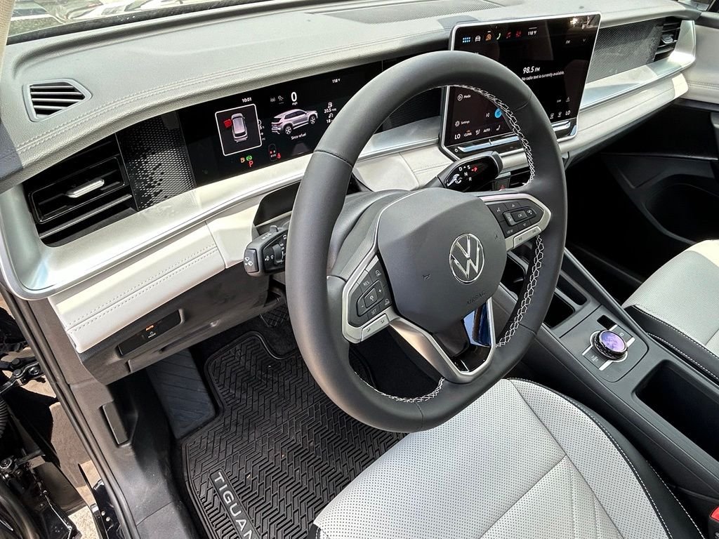 New 2026 Black Volkswagen 2.0T SE image 16