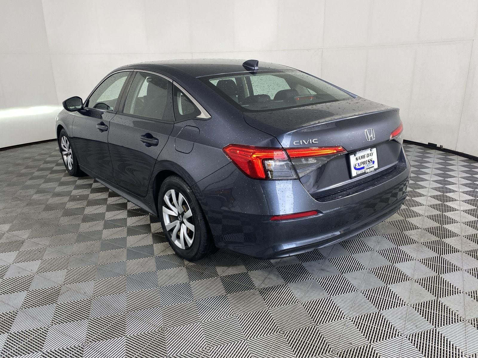 Certified Used 2023 Meteorite Gray Metallic Honda LX image 5