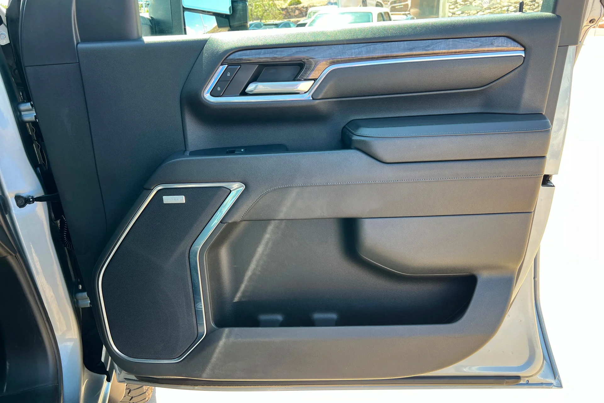 2024 Chevrolet Silverado 3500HD LTZ - Photo 23