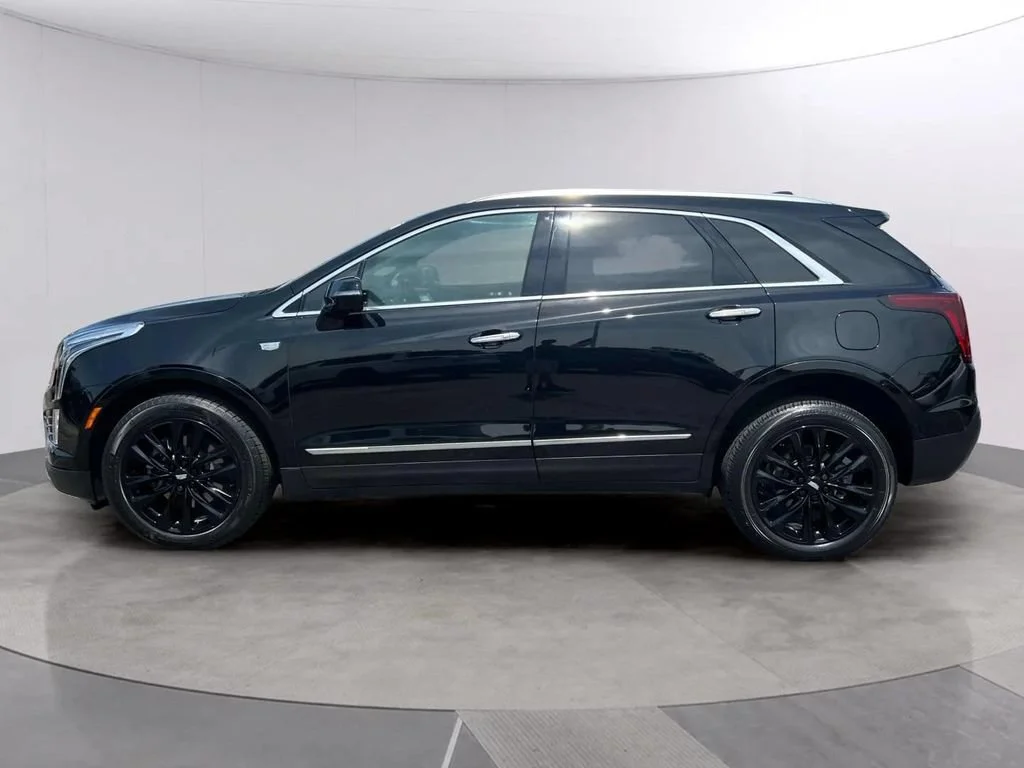 Used 2021 STELLAR BLACK METALLIC Cadillac AWD Premium Luxury image 3