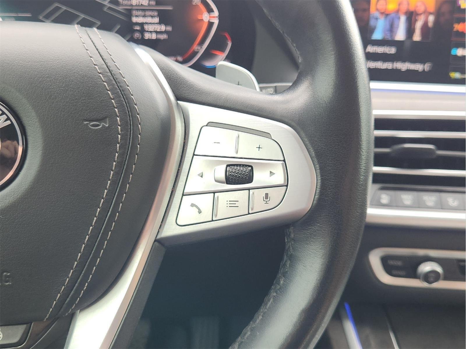 2021 BMW X7 photo 30 of 35