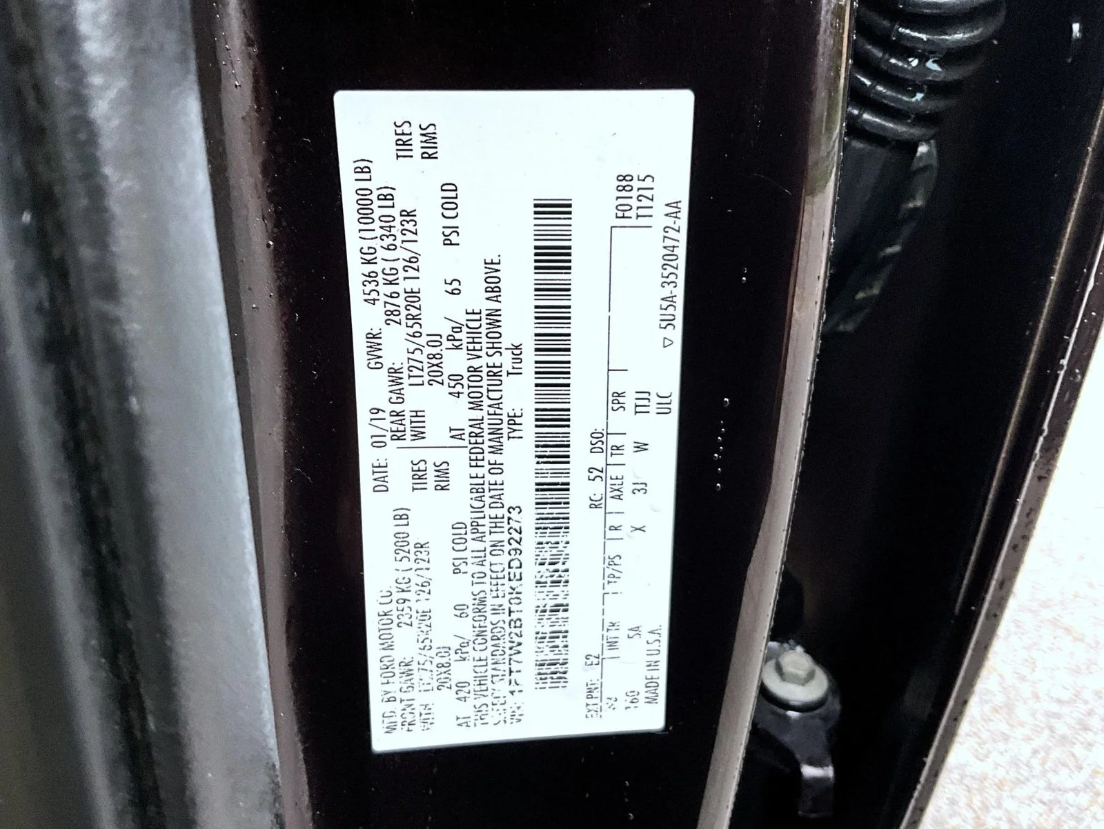 Used 2019 Red Ford Lariat image 28
