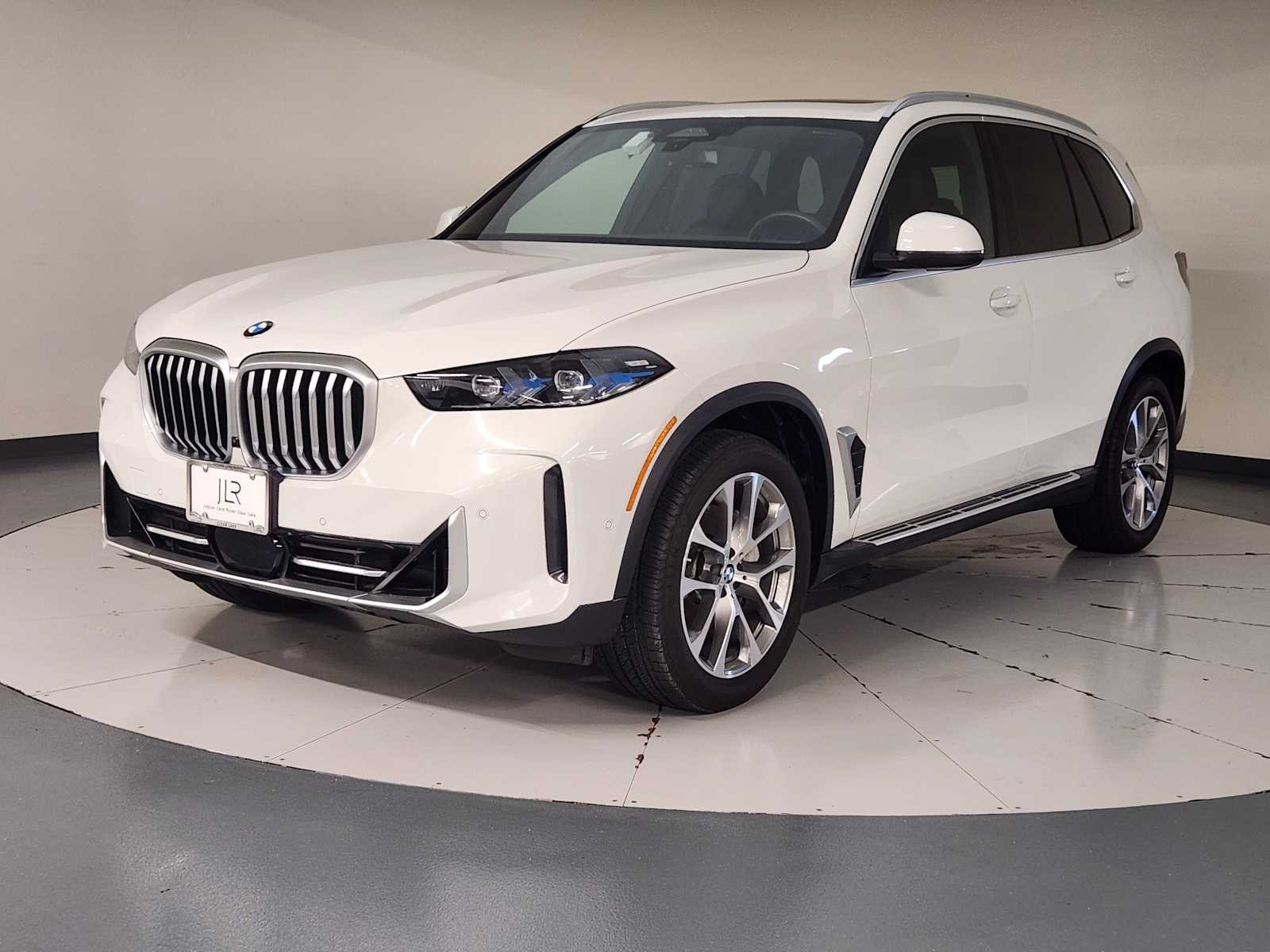Pre-Owned 2026 BMW X5 xDrive40i xDrive40i