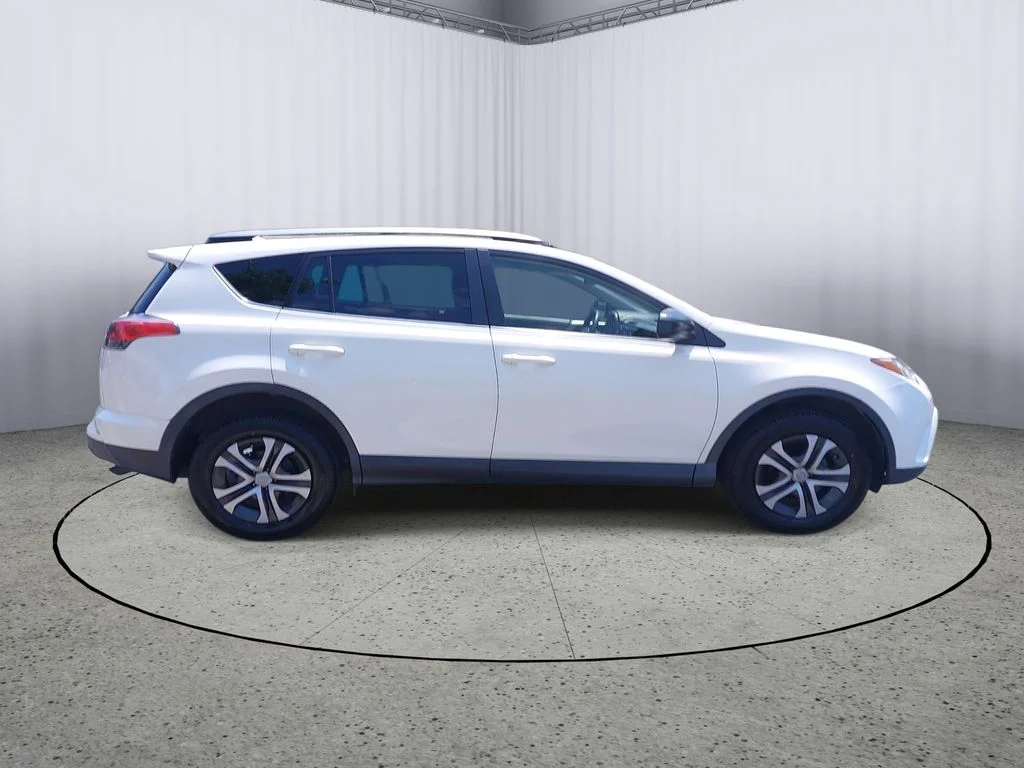 Used 2018 White Toyota LE image 2