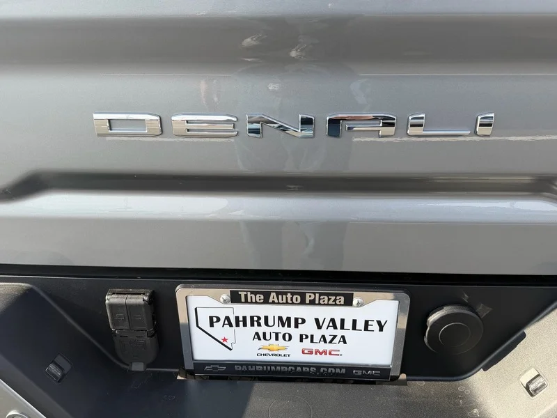 2026 GMC Sierra 3500HD Denali - Photo 22
