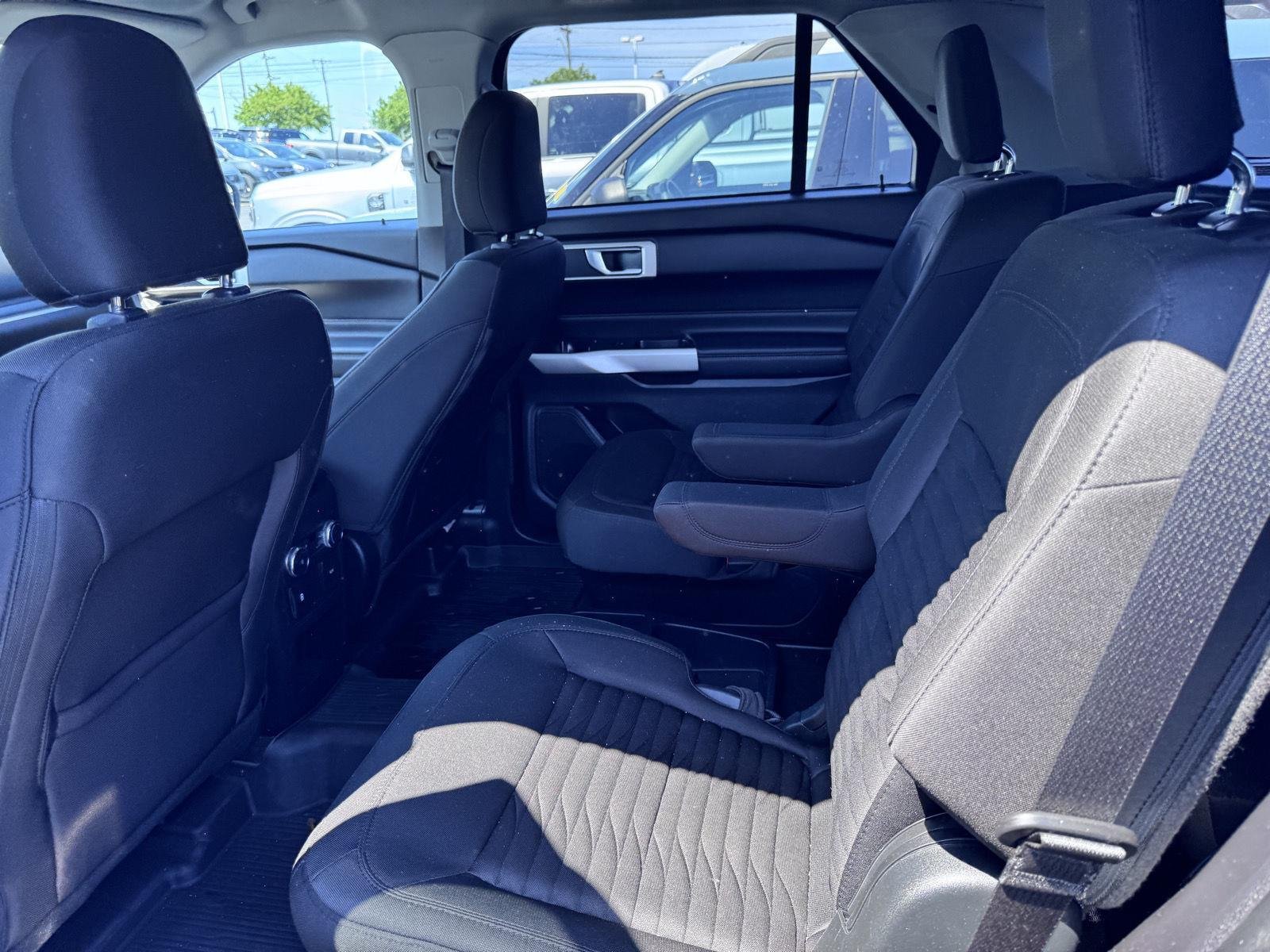 Used 2021 Infinite Blue Metallic Tinted Clearcoat Ford XLT image 9