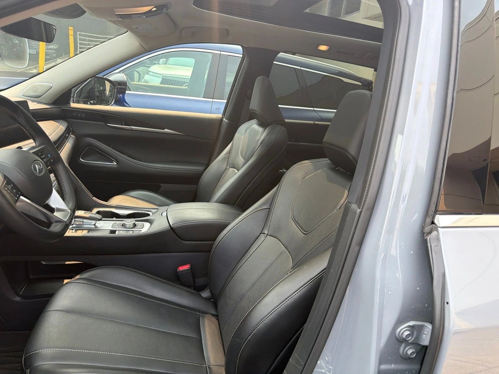 Certified Used 2025 Harbor Gray INFINITI Sensory image 14
