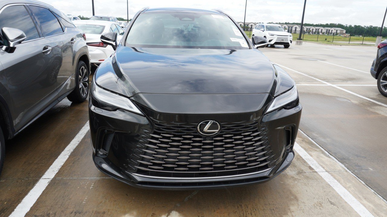 Used 2023 Black Lexus RX 350 Luxury image 2