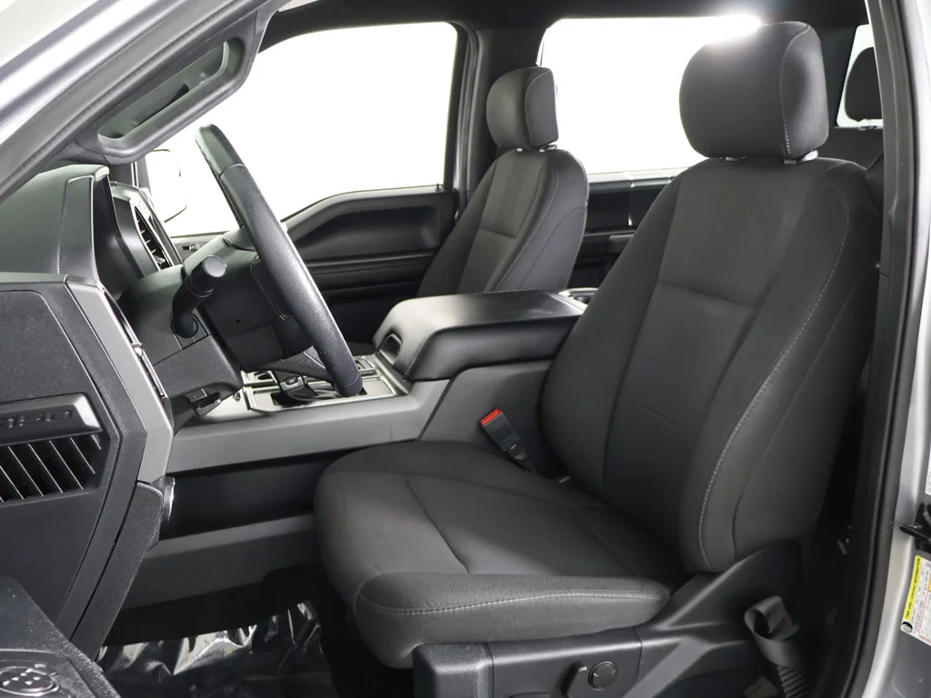 Used 2020 Silver Ford XLT image 26