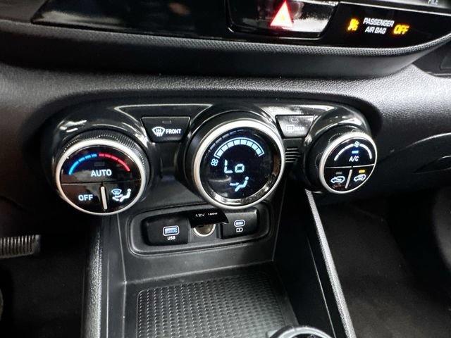 2025 Hyundai Venue SEL - Photo 24